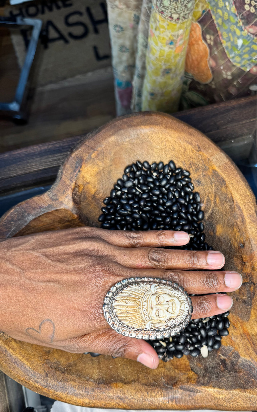 Light As a Feather Chief Ring