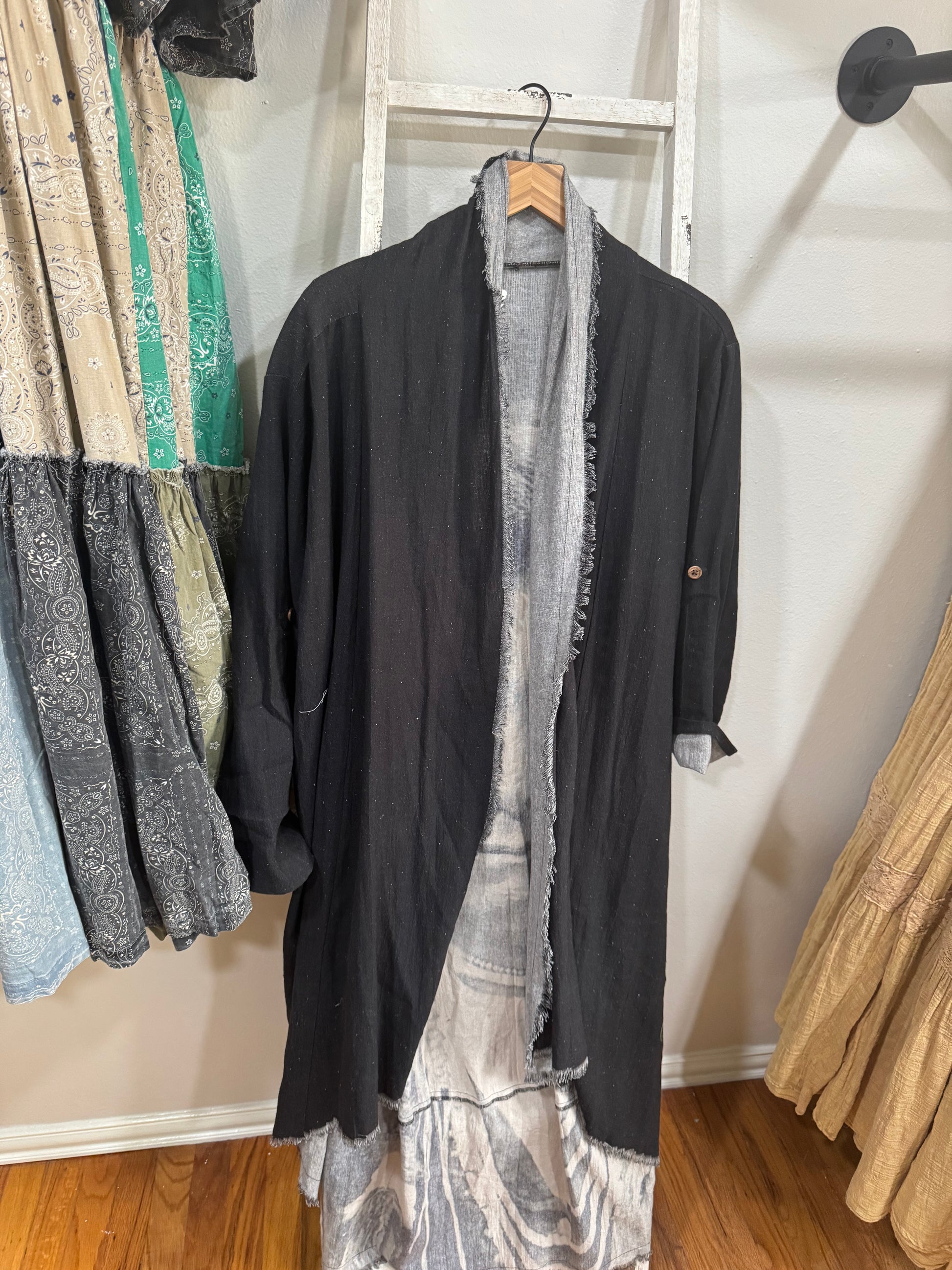 Sitting Bull Grey Scale Duster