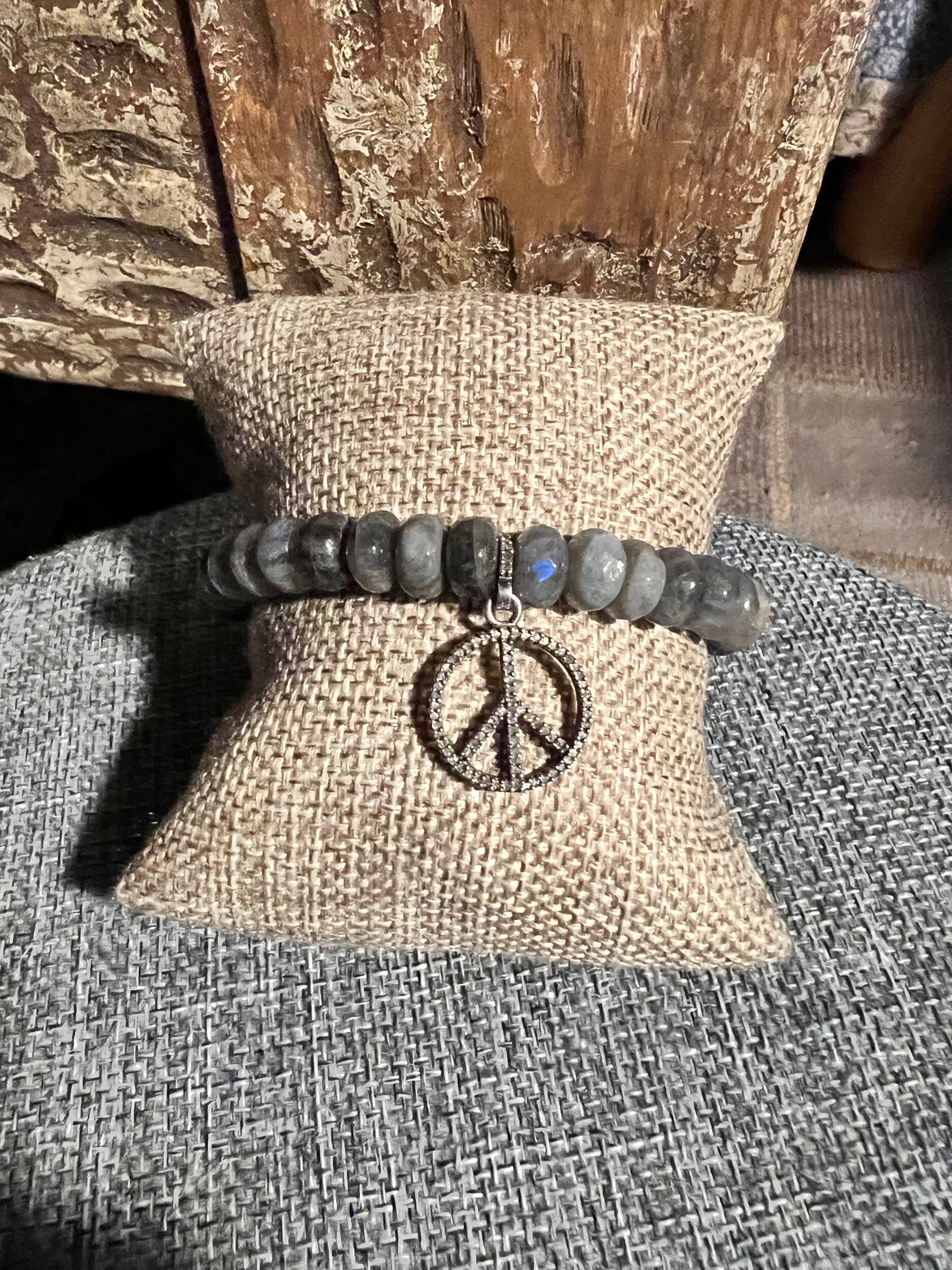 Labradorite Rondelle Beads w/ Diamond PEACE charm (OAK)