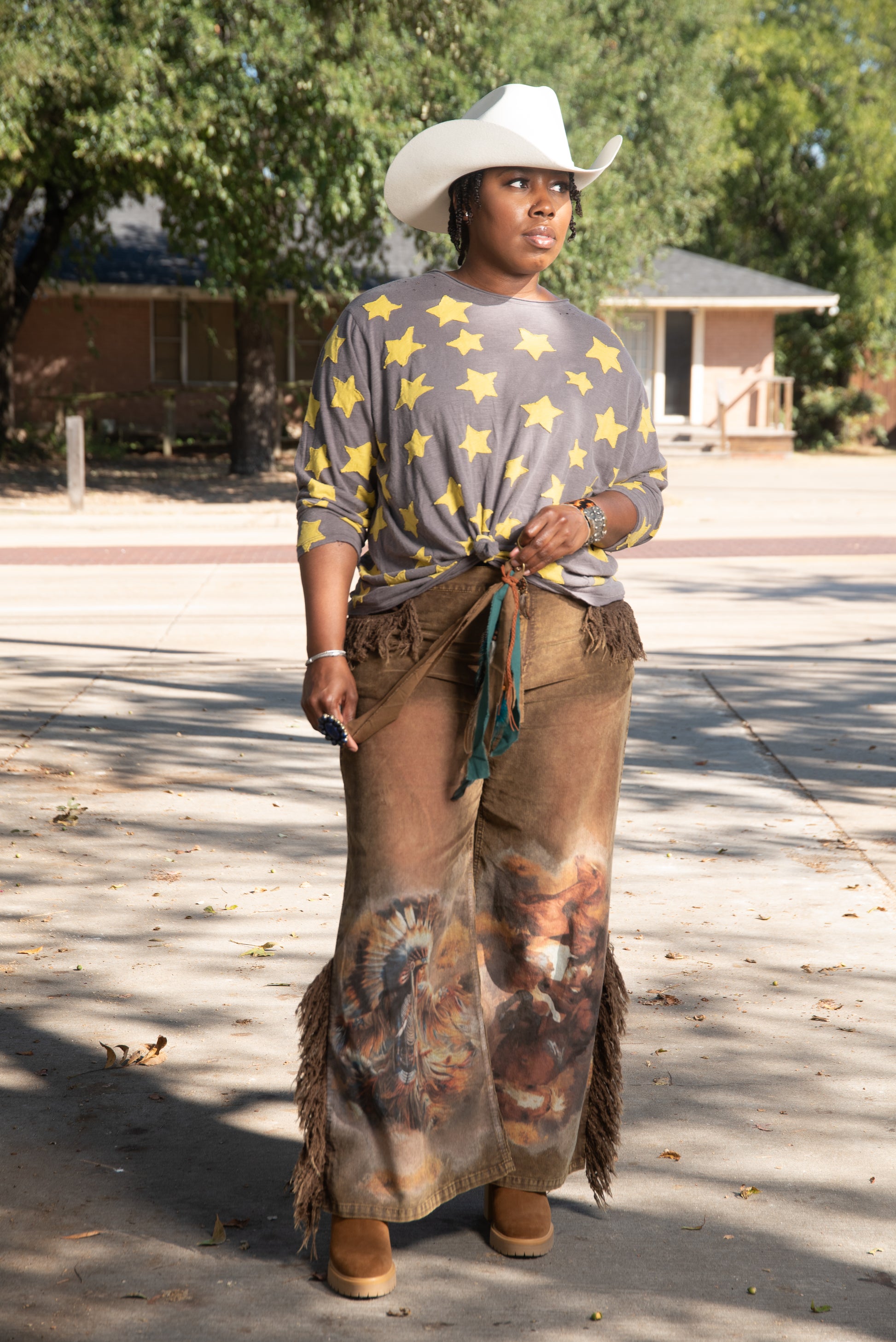 Magnolia Pearl Star Appliqué Long sleeve Tee