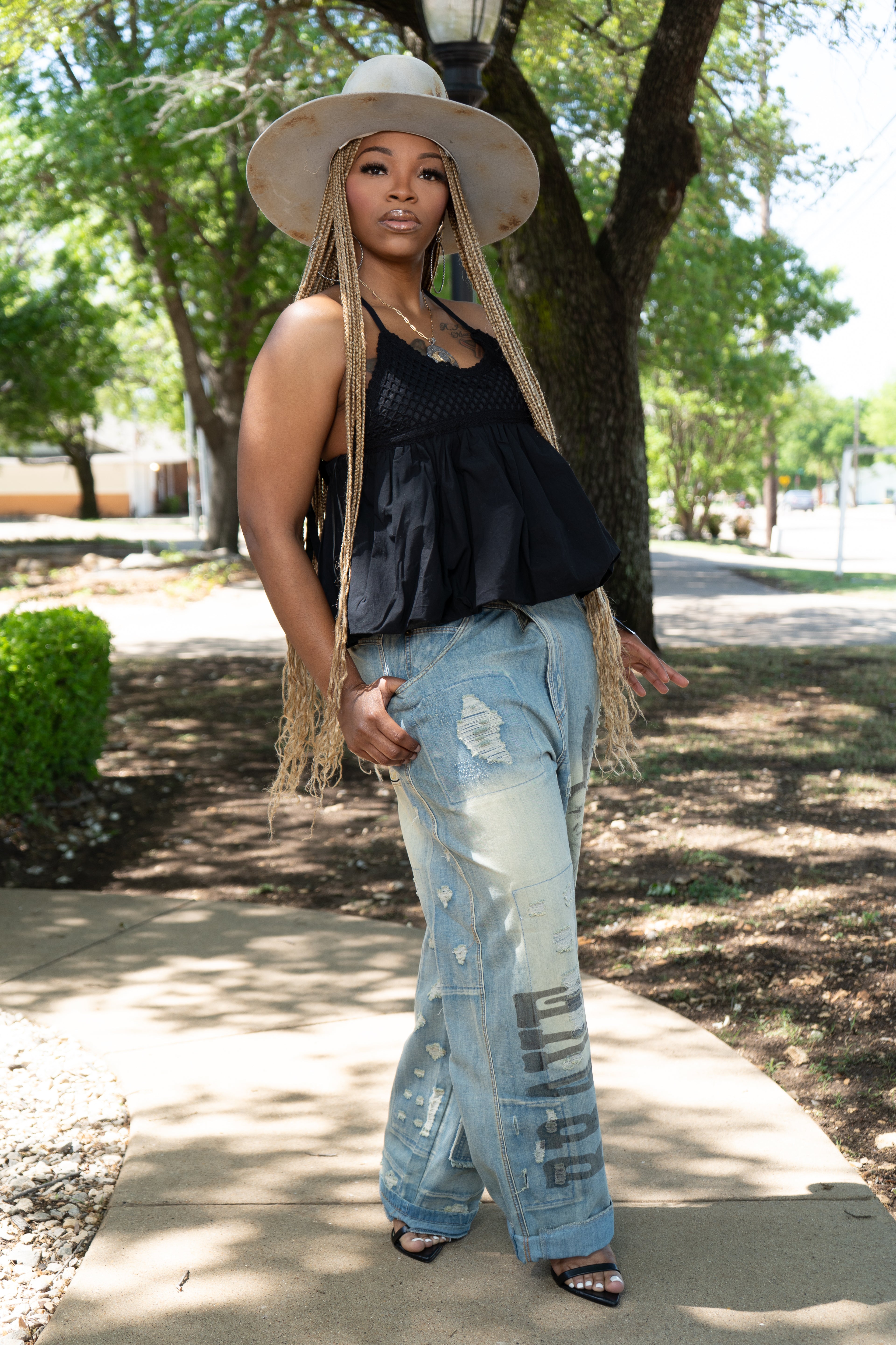 Casey Sleeveless Bubble Hem Crochet Top