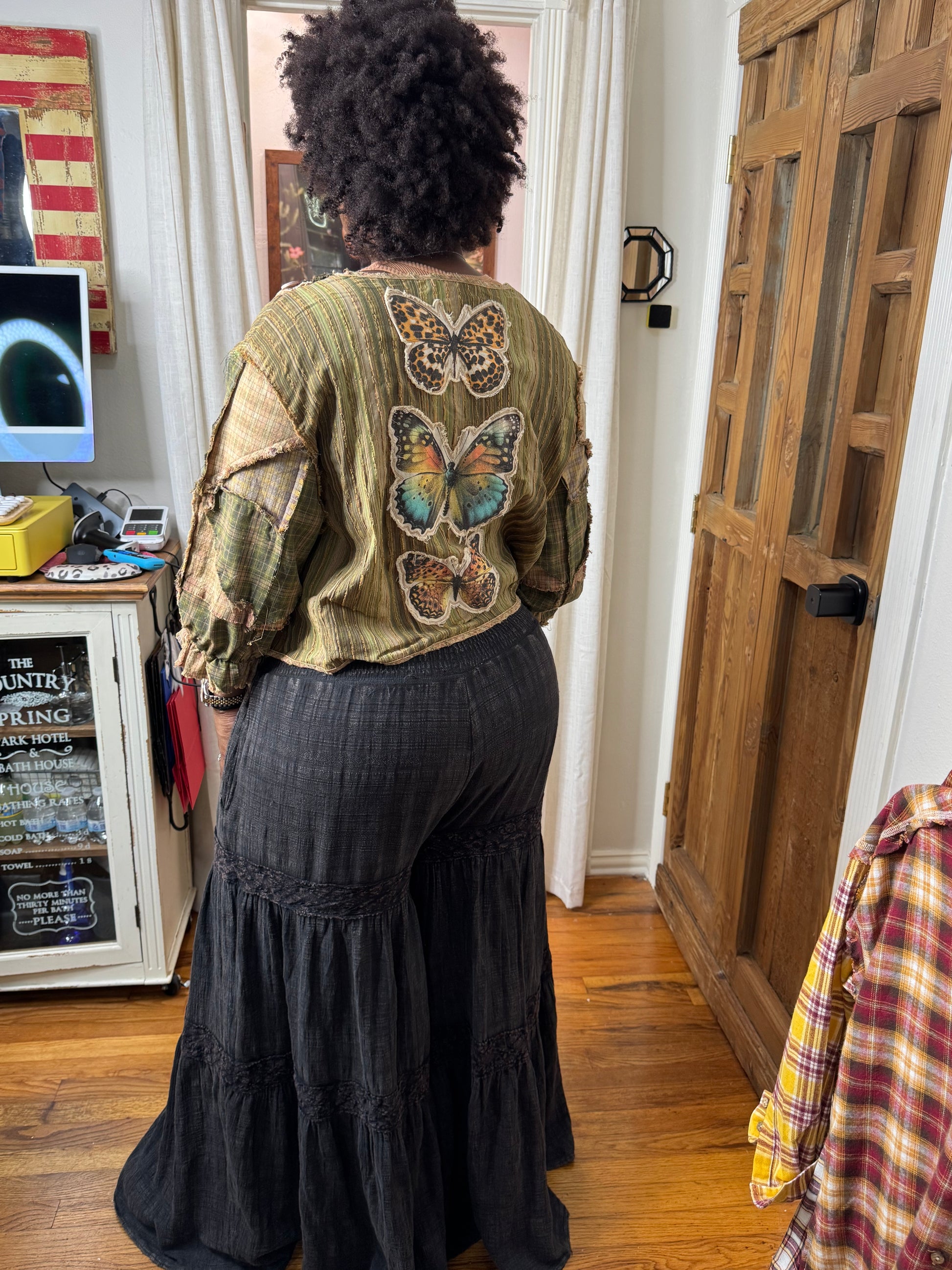 Flutter Button Cardigan