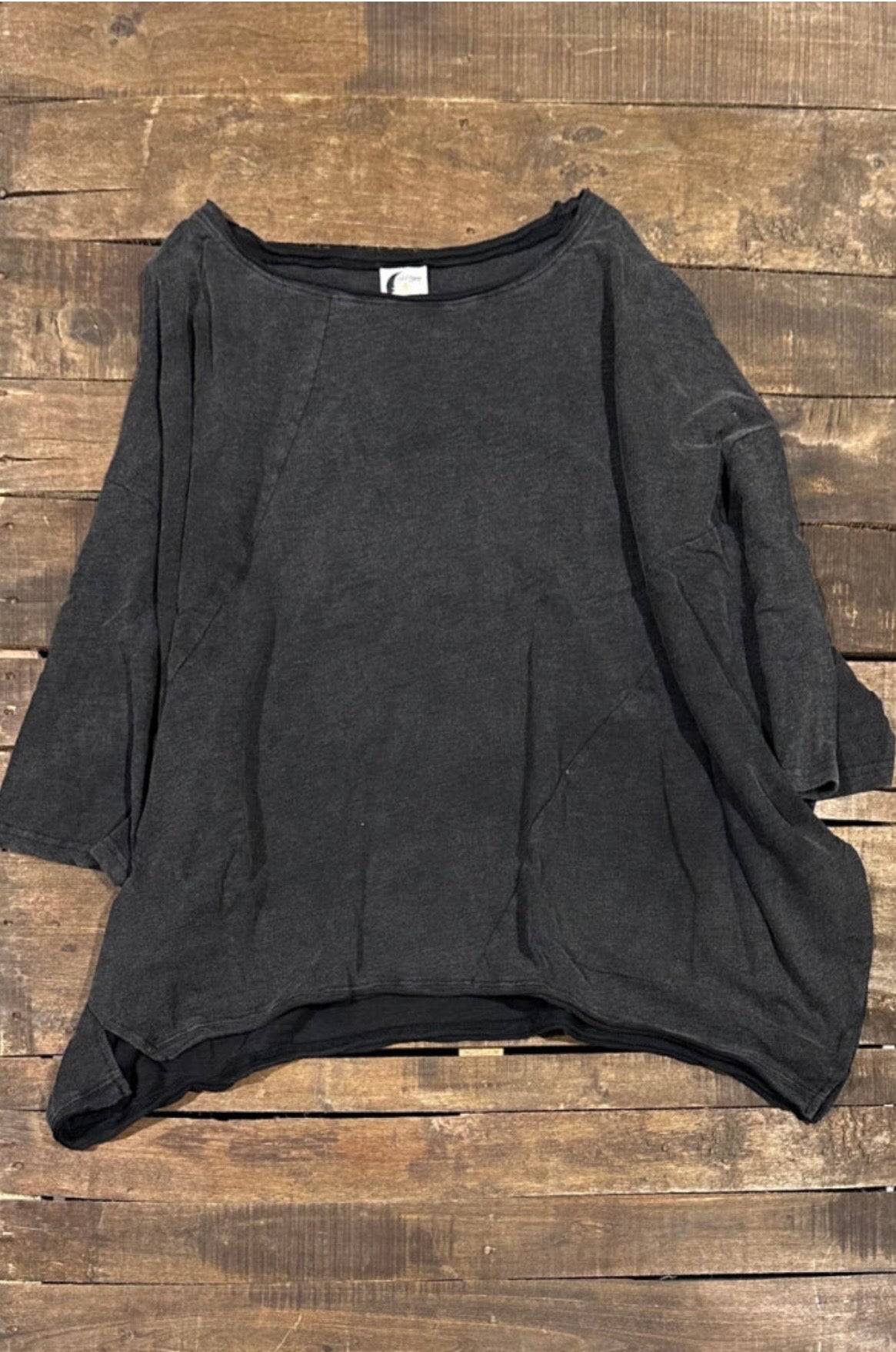 Be Free 3/4 sleeve top - Vintage Black