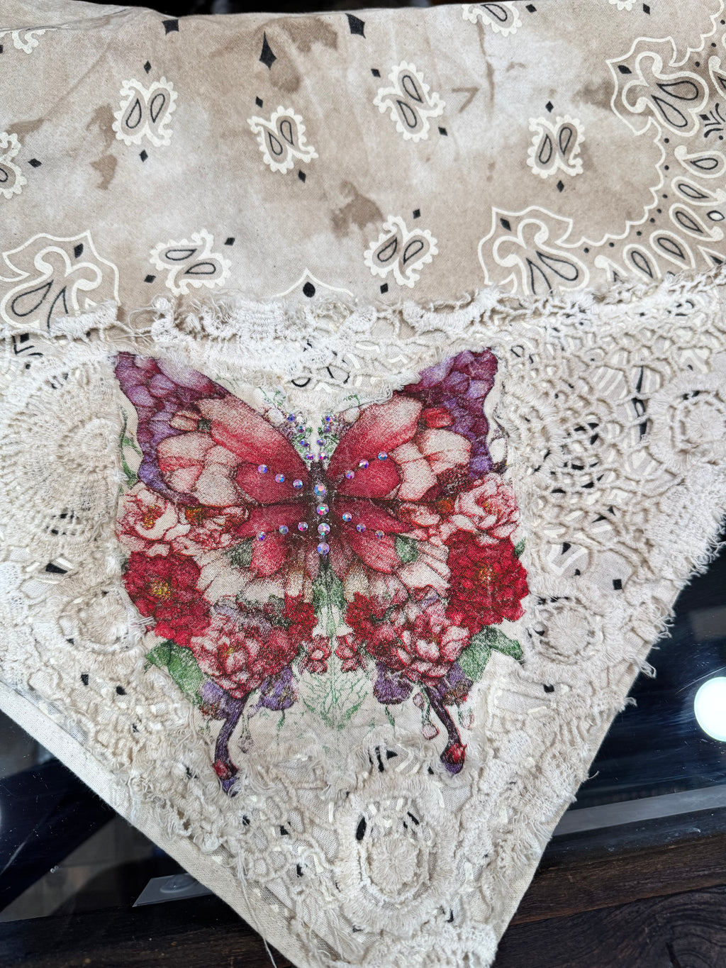 Off-white Distressed Butterfly Bandana