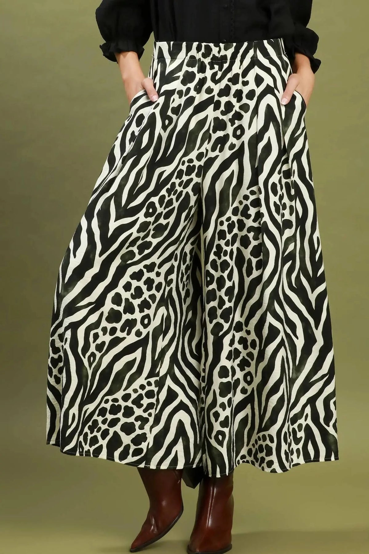 Boomerang Animal Print Pant