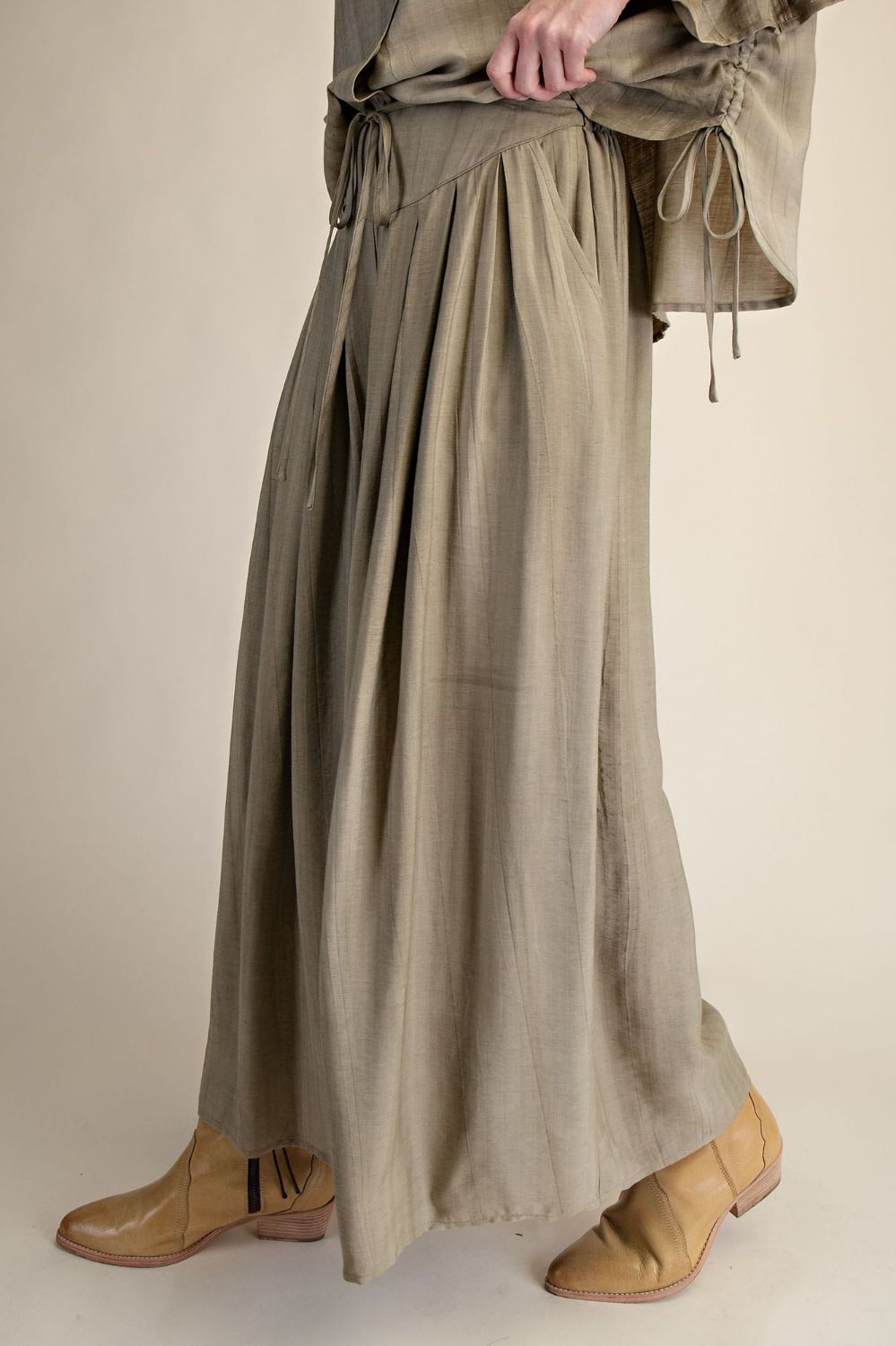 Tempe Crinkle Textured Woven Palazzo Pants