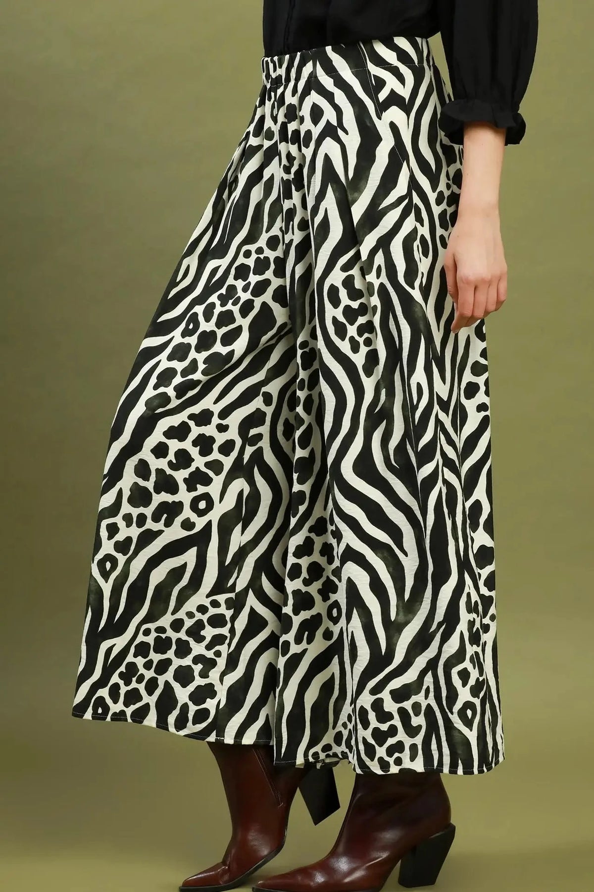 Boomerang Animal Print Pant