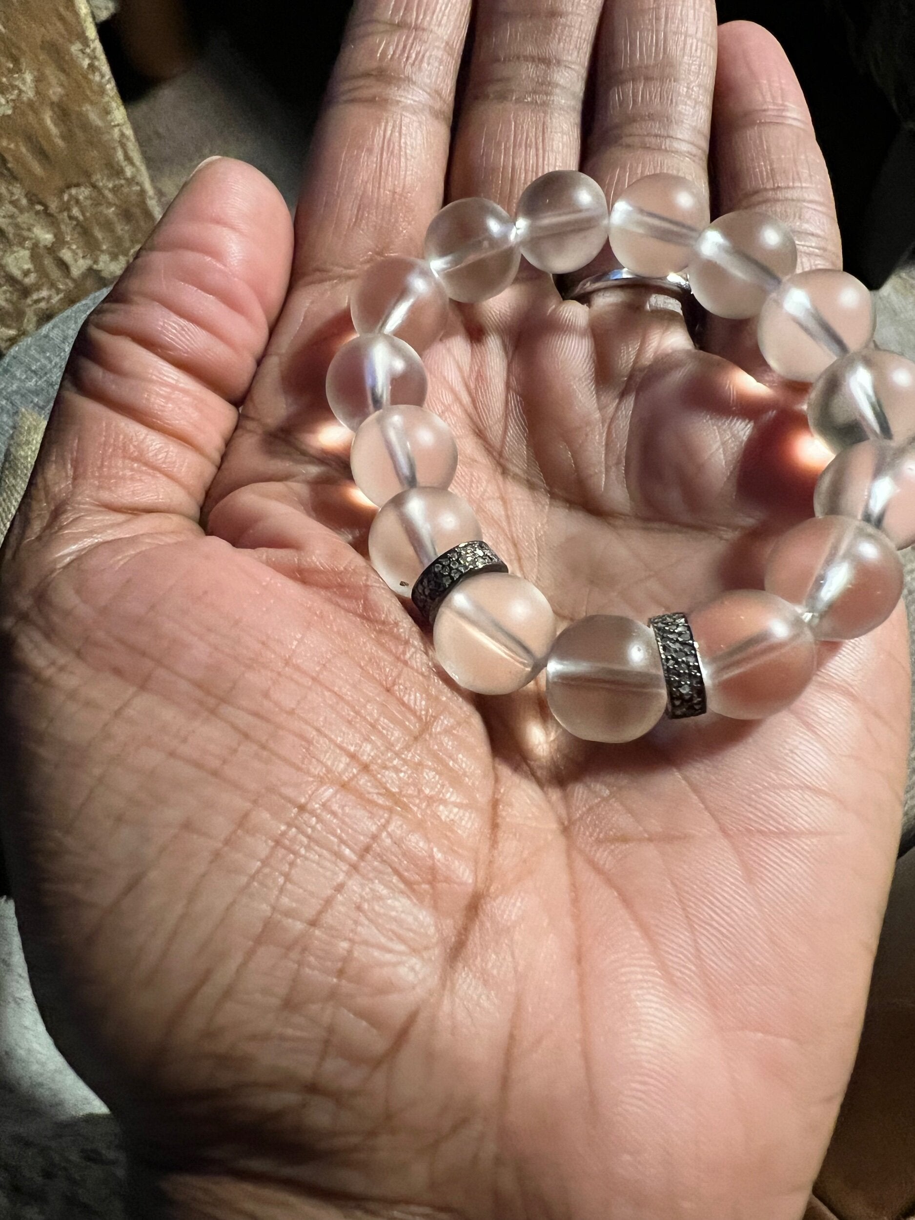 Clear Glass and Diamond bead stretch bracelet
