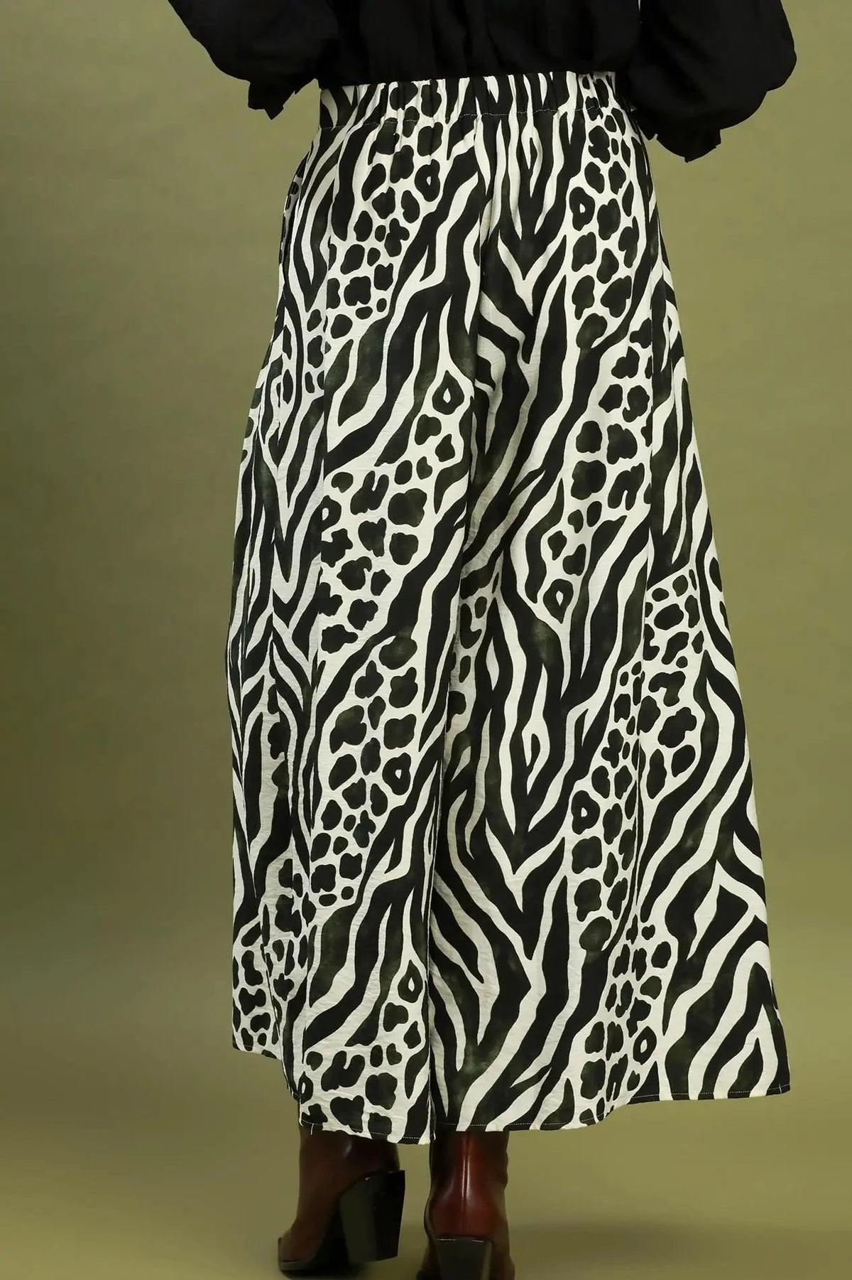 Boomerang Animal Print Pant