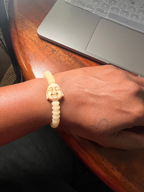 Adobe White & Natural Buddha sugar bead bracelet (OAK)